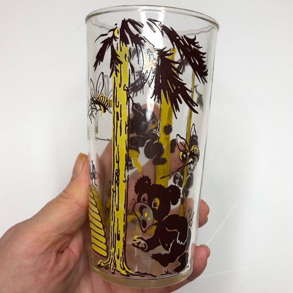 Hazel Atlas Glass BEARS AND HONEY BEES Vintage